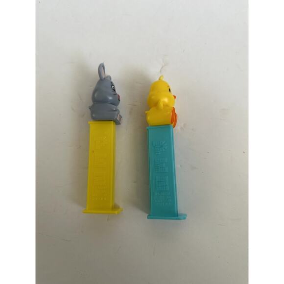 Easter Pez Lot Set of 2 Bunny Rabbit Baby Chick Blue Yellow - Picture 7 of 9